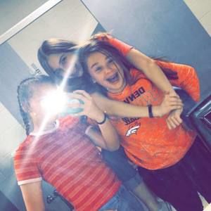 Meet your Posher, Christine